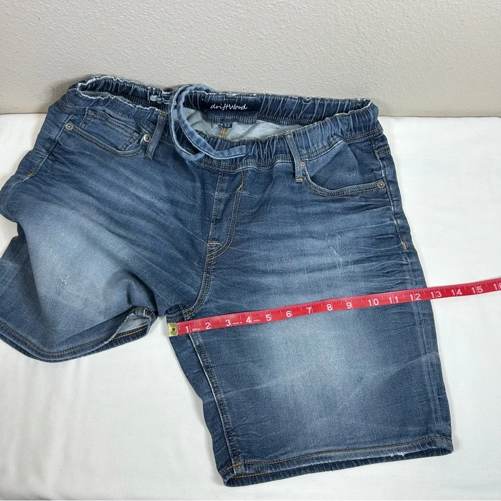 Driftwood Connie‎ Medium Wash Distress Elastic Waist Drawstring Jean Shorts 32